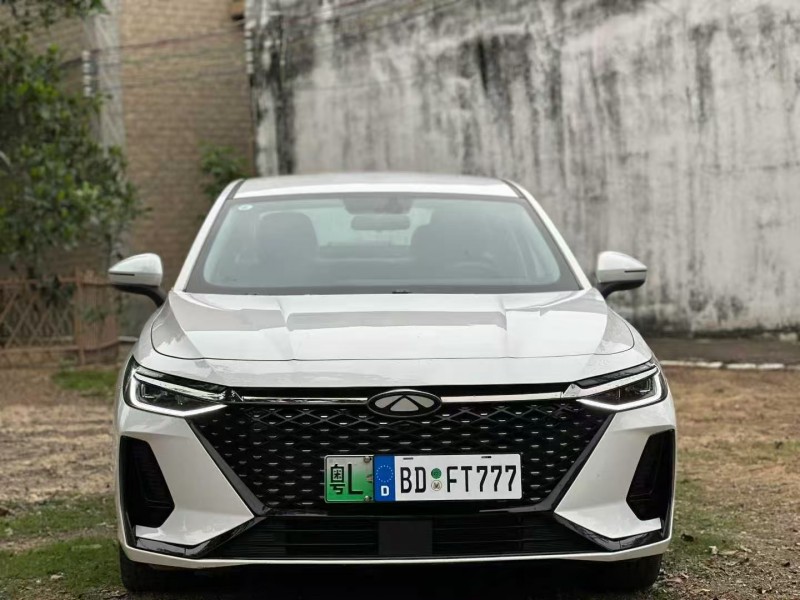 湛江25年奇瑞风云1