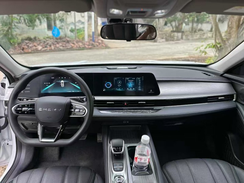 湛江25年奇瑞风云6