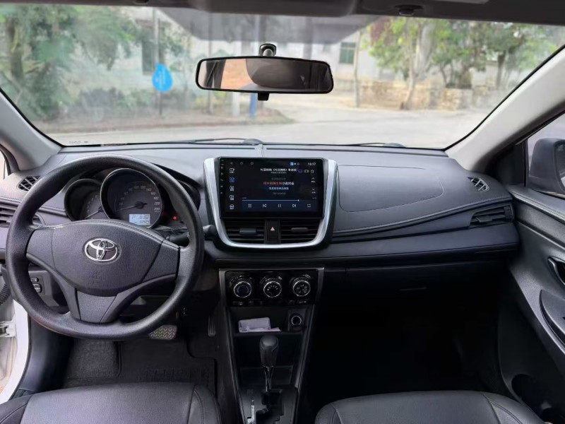湛江20年丰田YARiS L 致炫7