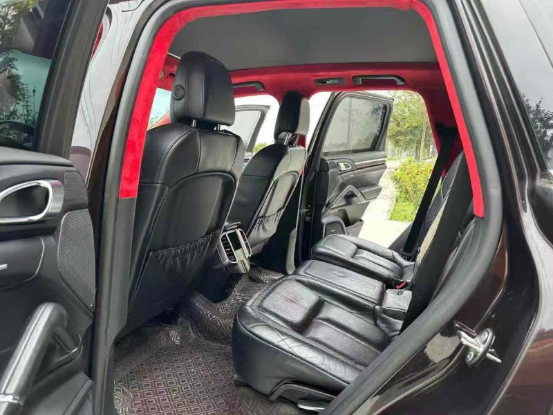 徐州17年保时捷卡宴6