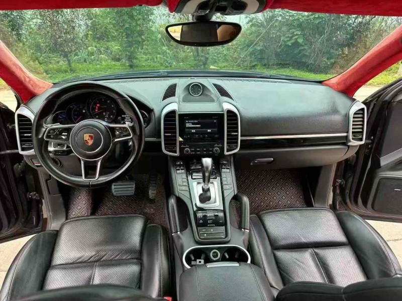 徐州17年保时捷卡宴7