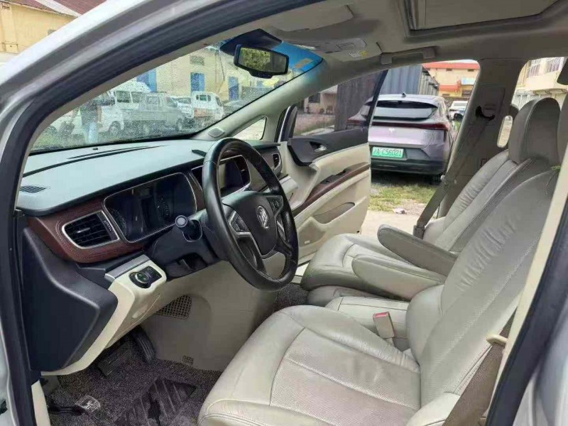 徐州17年别克GL85