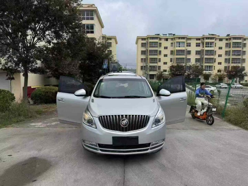 徐州17年别克GL87