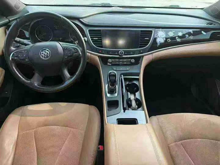 徐州19年别克君越5