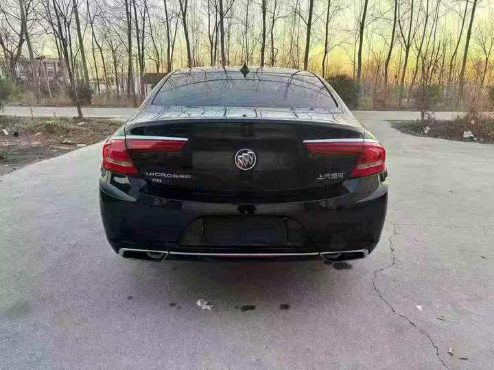 徐州19年别克君越9