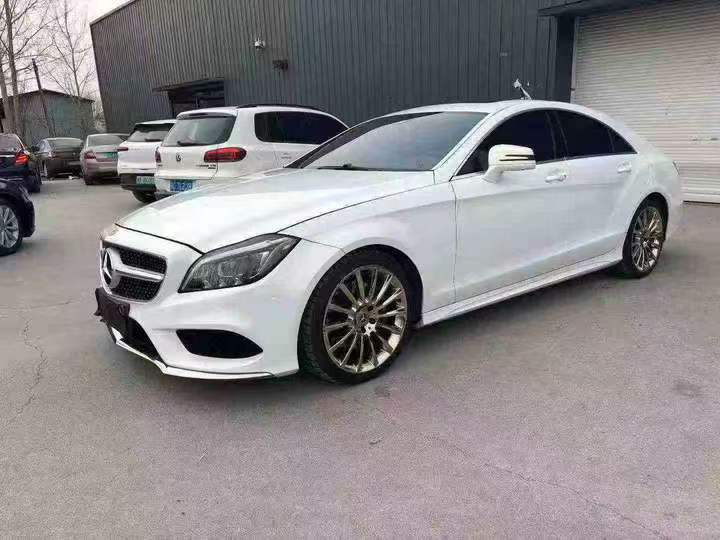 徐州17年奔驰CLS3