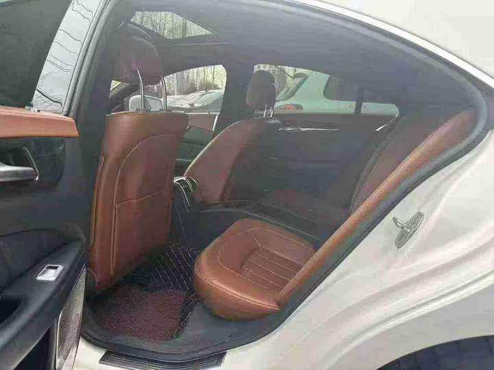 徐州17年奔驰CLS4