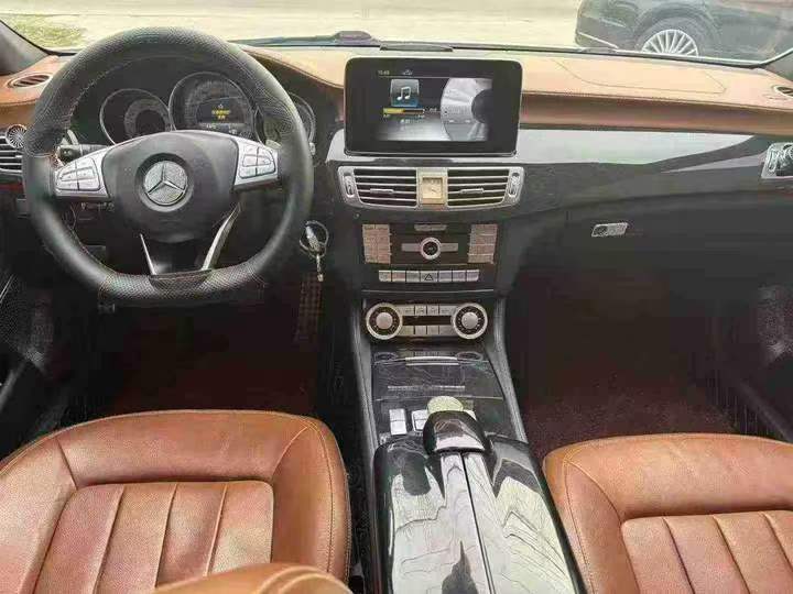 徐州17年奔驰CLS5