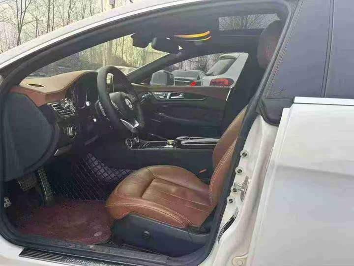 徐州17年奔驰CLS6