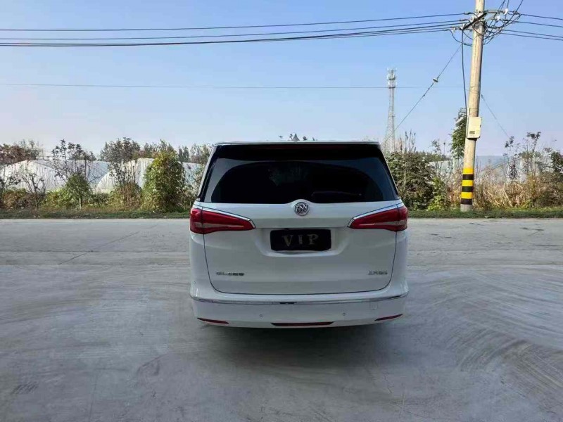 徐州18年别克GL89