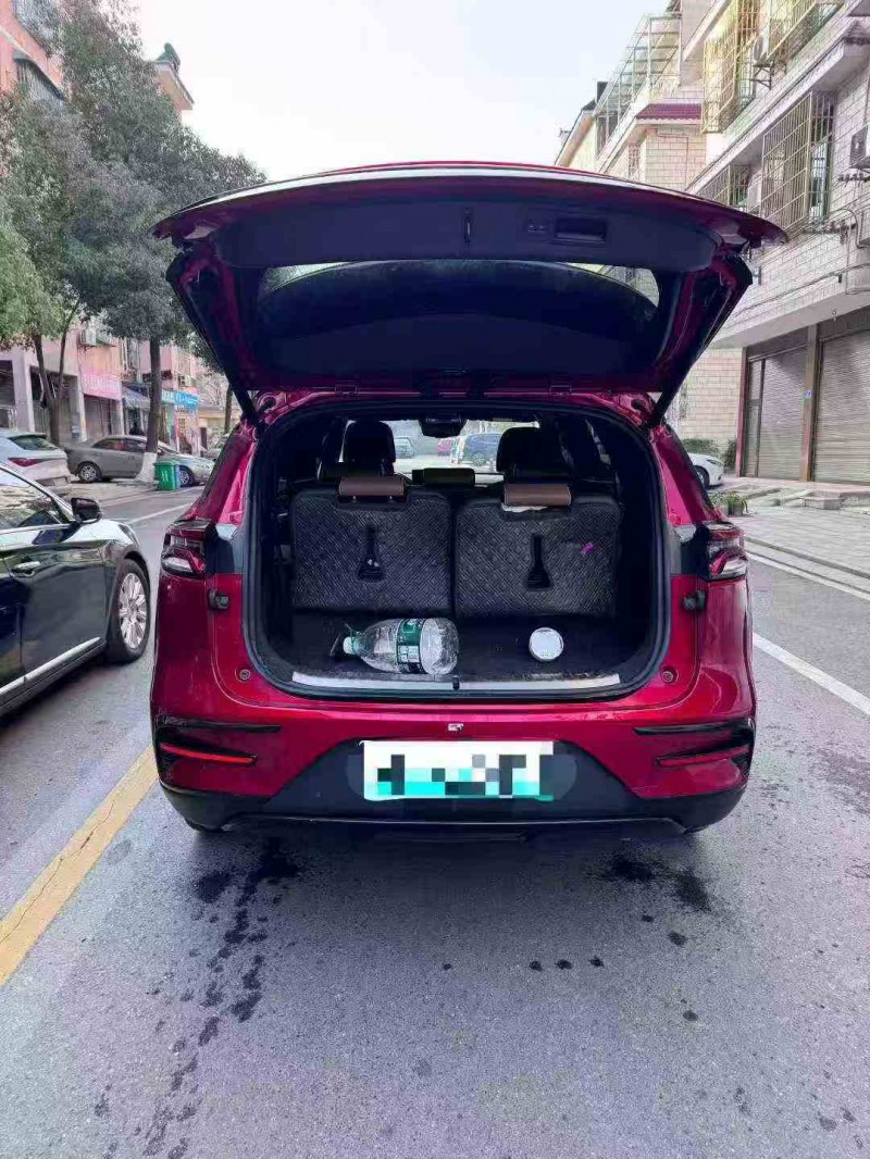 长沙22年比亚迪唐8