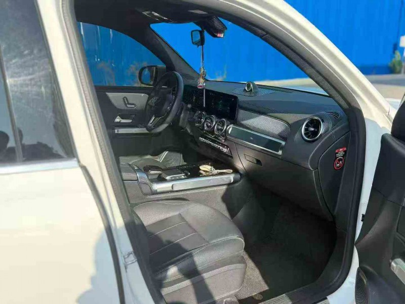 吉安23年奔驰GLB5