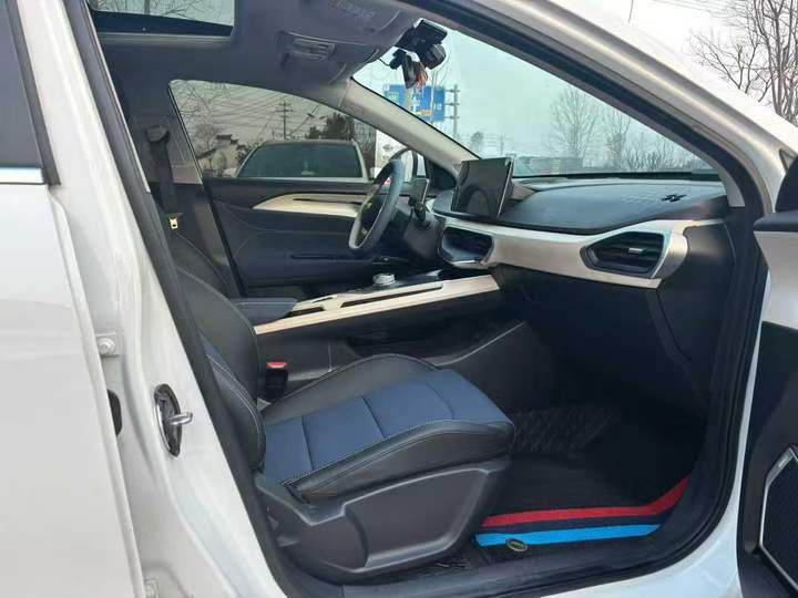 徐州23年吉利几何7