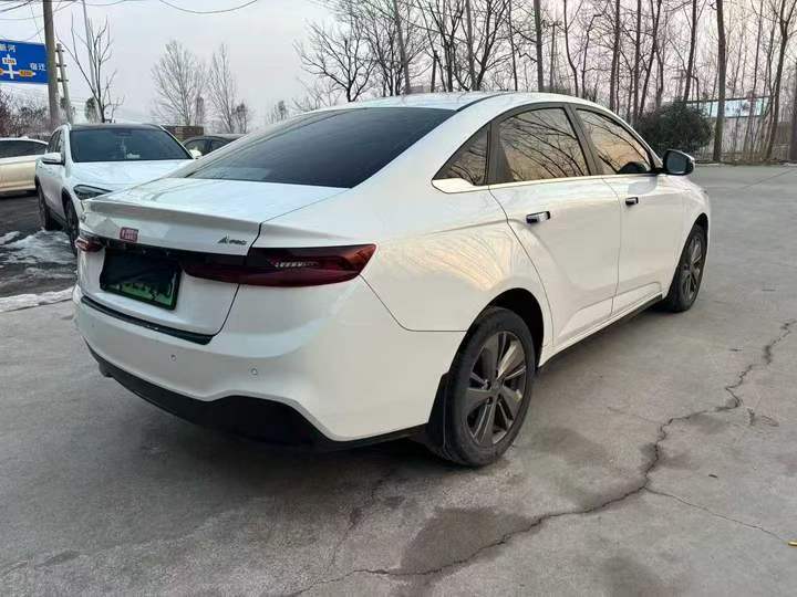 徐州23年吉利几何8