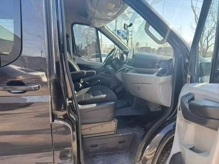 徐州22年大通V904