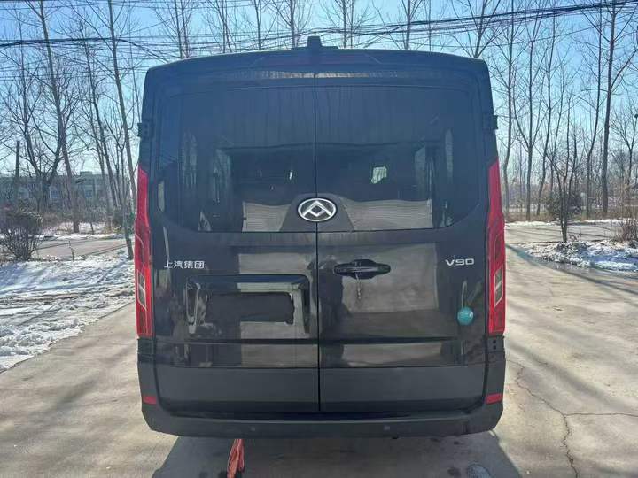 徐州22年大通V909