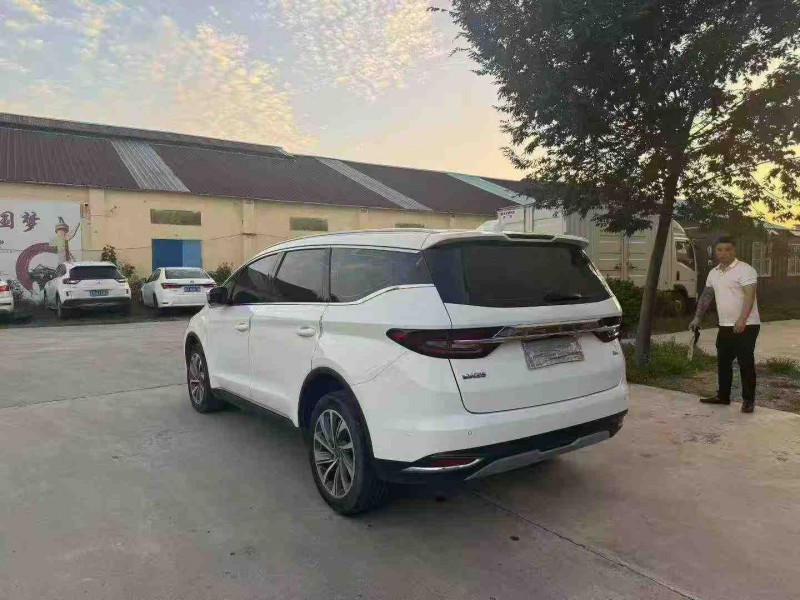 徐州21年吉利嘉际3