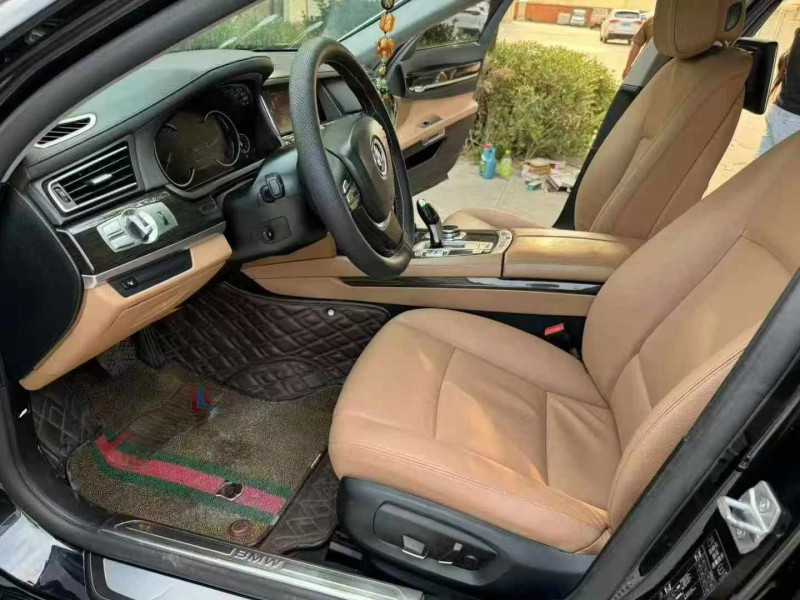 徐州14年宝马7系4