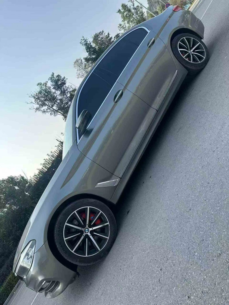 泸州17年宝马5系3