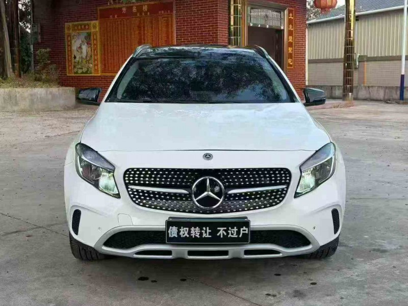 湛江19年奔驰GLA1