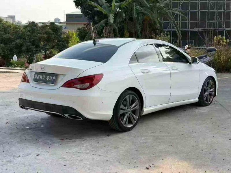 贵港19年奔驰CLA7