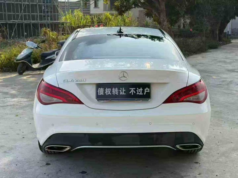 贵港19年奔驰CLA9