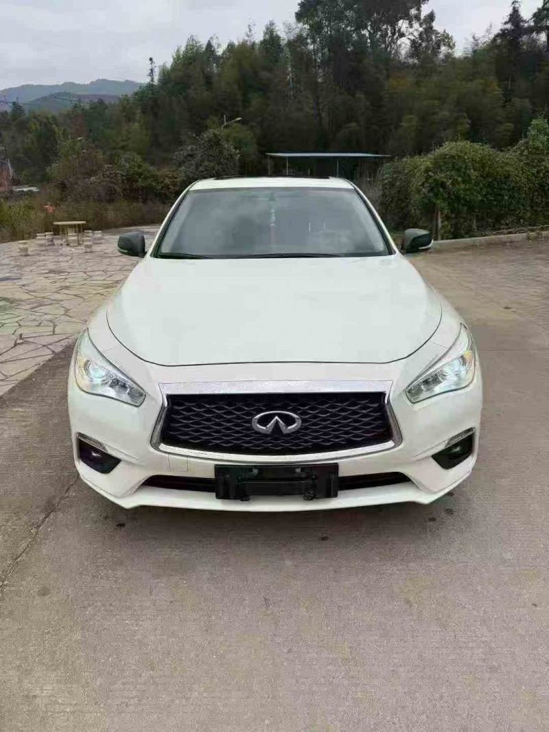 南平21年英菲尼迪Q501