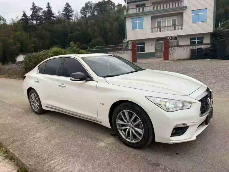 南平21年英菲尼迪Q502