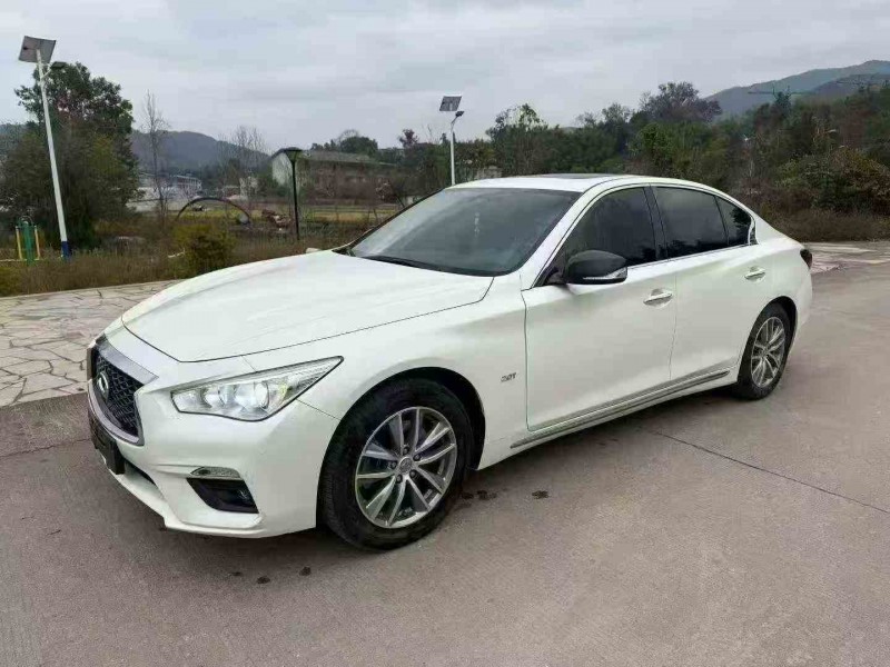 南平21年英菲尼迪Q503