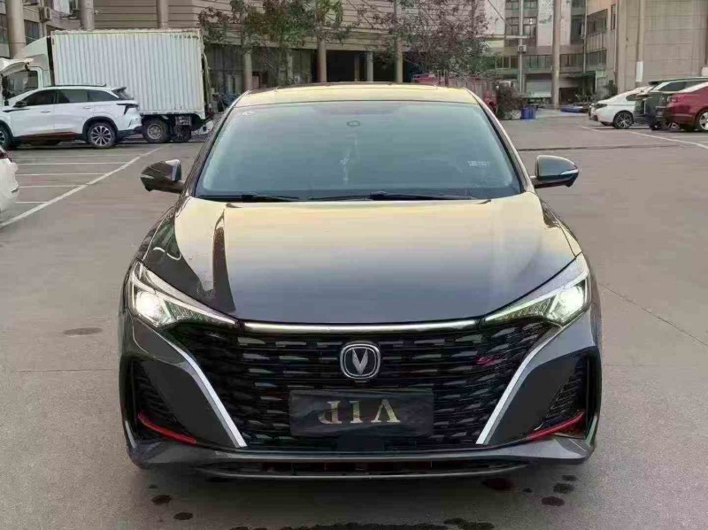 衢州23年长安汽车逸动1