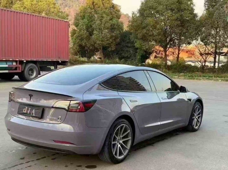 湖州20年特斯拉MODEL 37