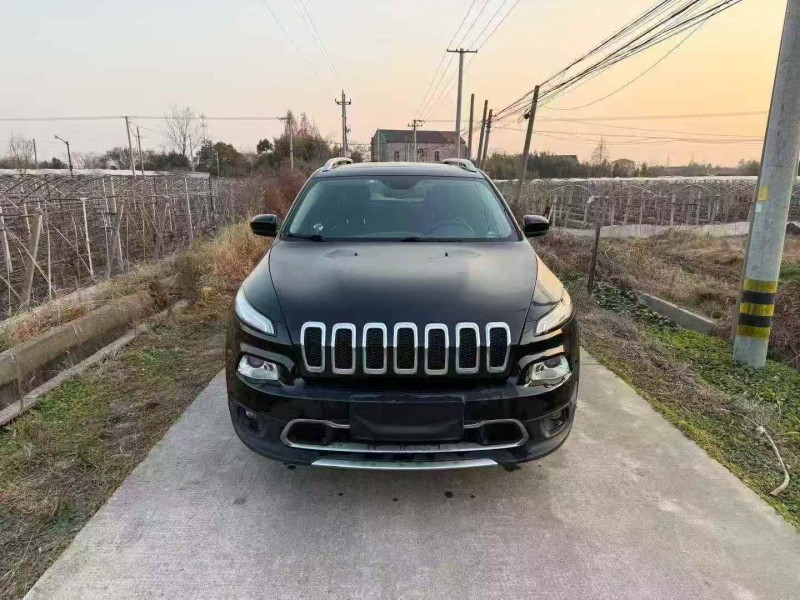 宁波20年Jeep自由光1