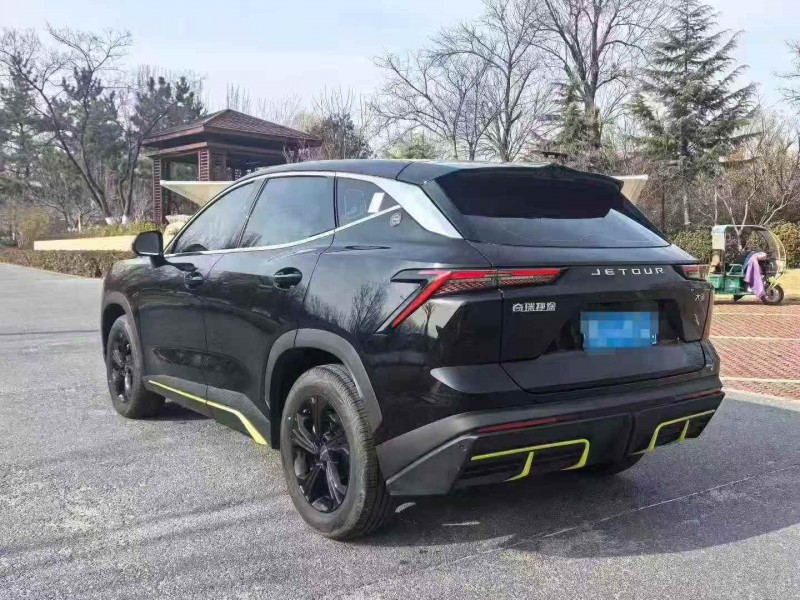 济宁24年奇瑞捷途7