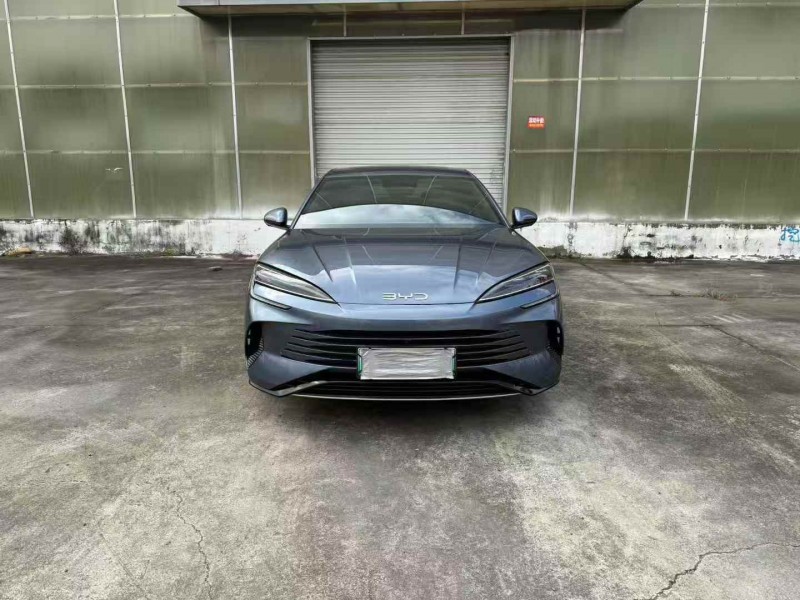 徐州24年比亚迪海豹1