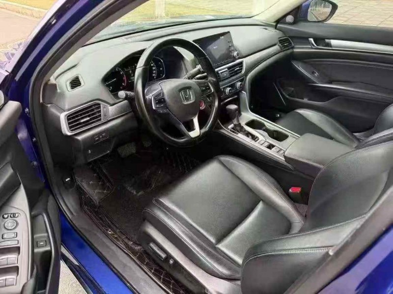 鹤壁20年本田雅阁4