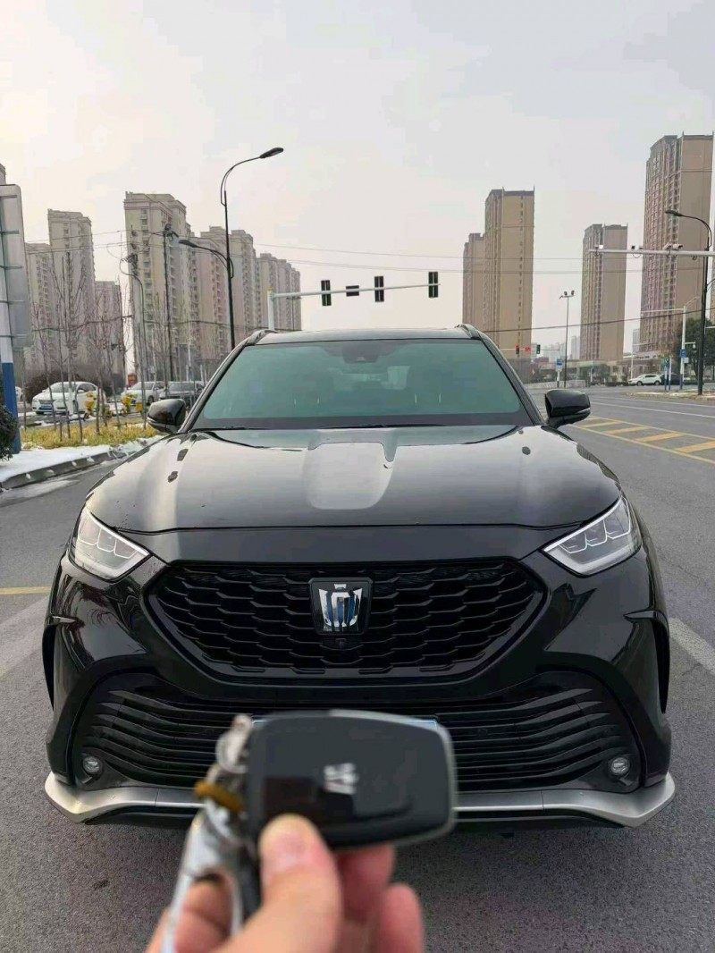 淮南23年丰田皇冠1