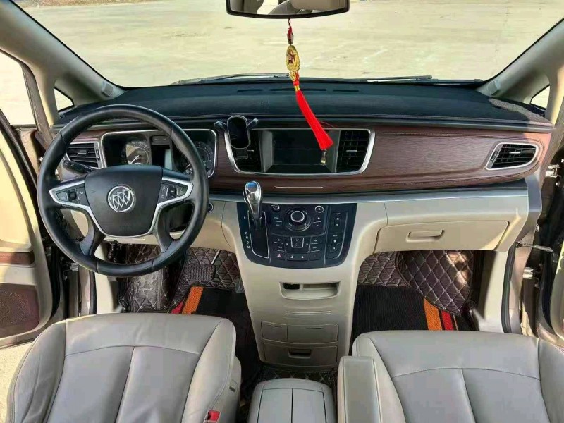 承德18年别克GL85