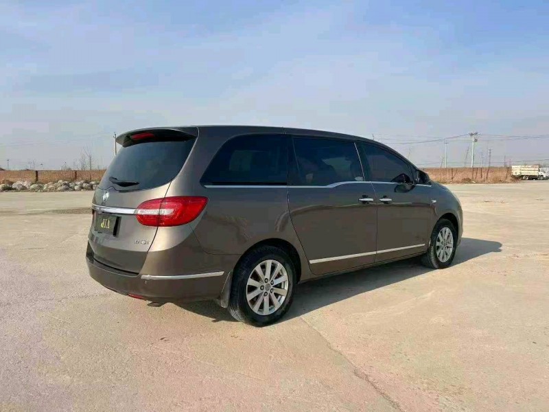 承德18年别克GL87