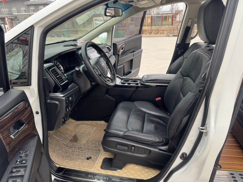 徐州18年本田艾力绅2