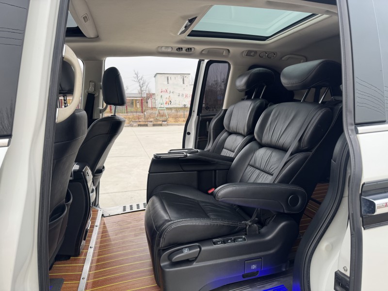 徐州18年本田艾力绅5