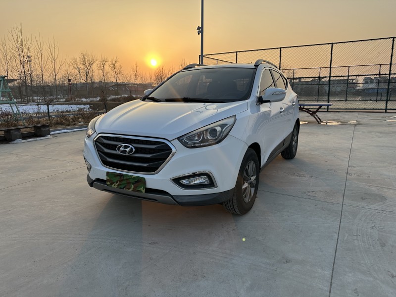 徐州17年现代ix352