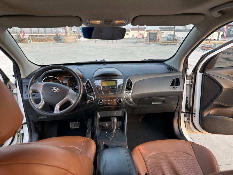 徐州17年现代ix354