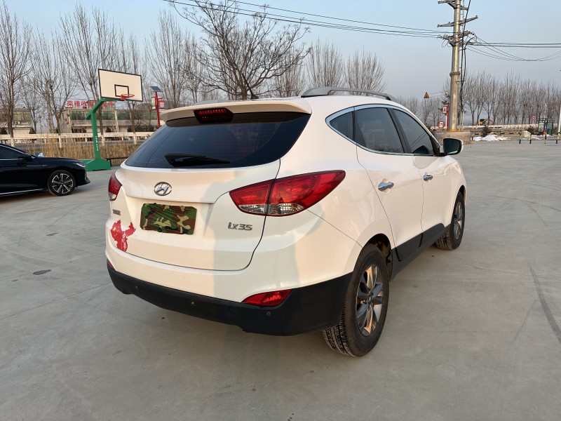 徐州17年现代ix358