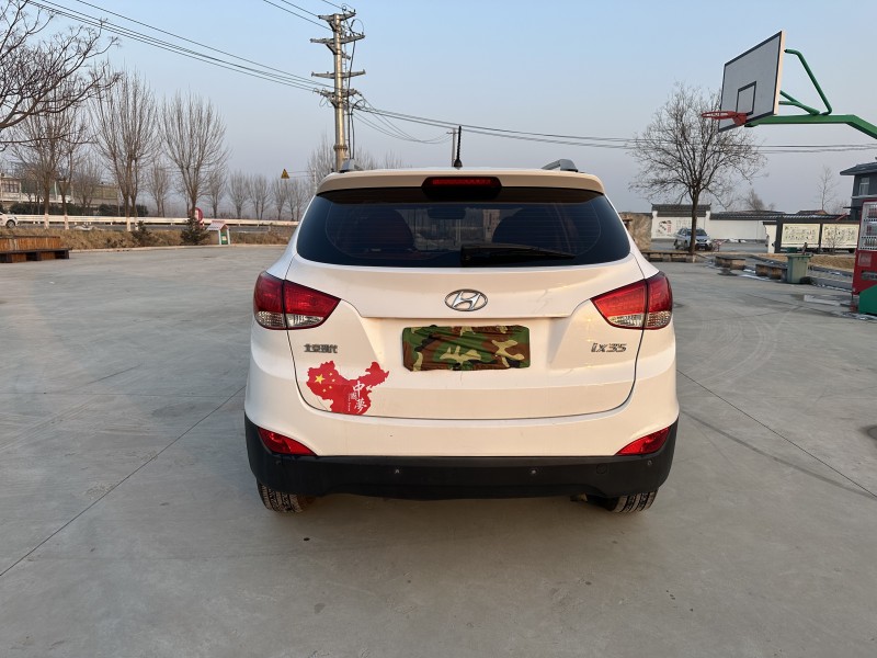 徐州17年现代ix359