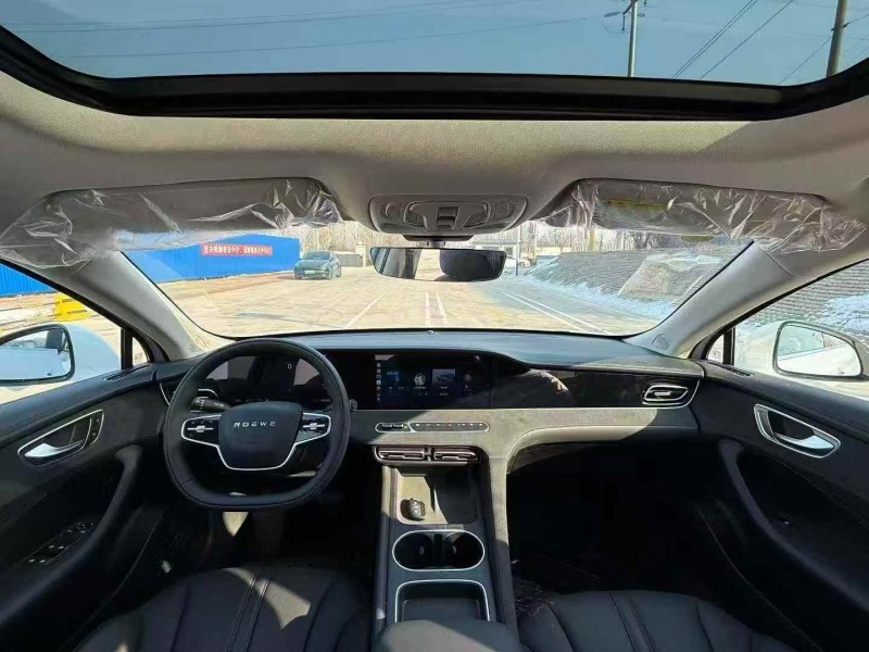 济宁25年荣威D76