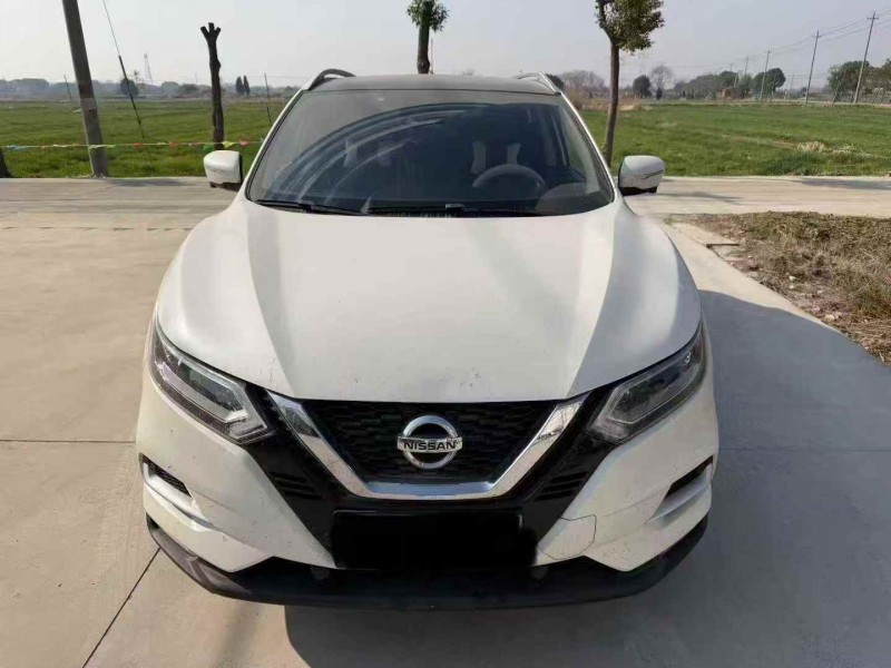 连云港22年日产逍客1