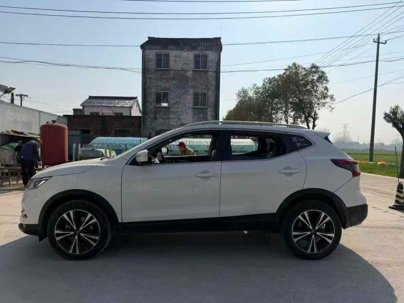 连云港22年日产逍客2