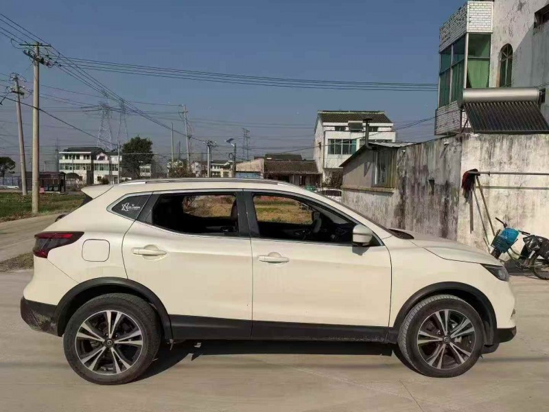 连云港22年日产逍客8