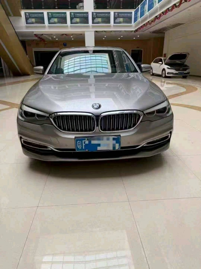 淮南18年宝马5系1