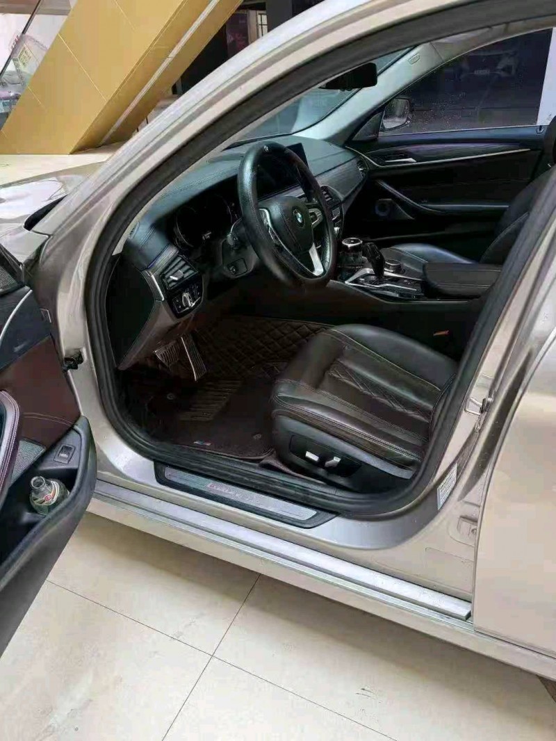 淮南18年宝马5系4